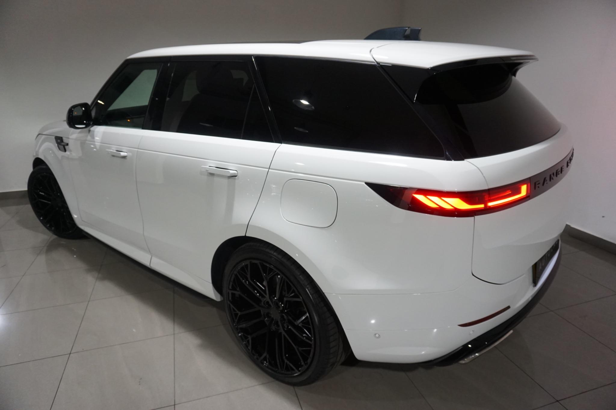 Land Rover Range Rover Sport 3.0 P440e 38.2kWh Dynamic SE Auto 4WD Euro 6 (s/s) 5dr